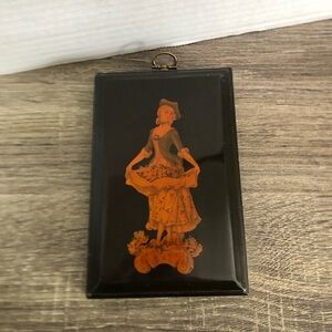 Vtg Black and Gold Decorative Plaque Wall Decor